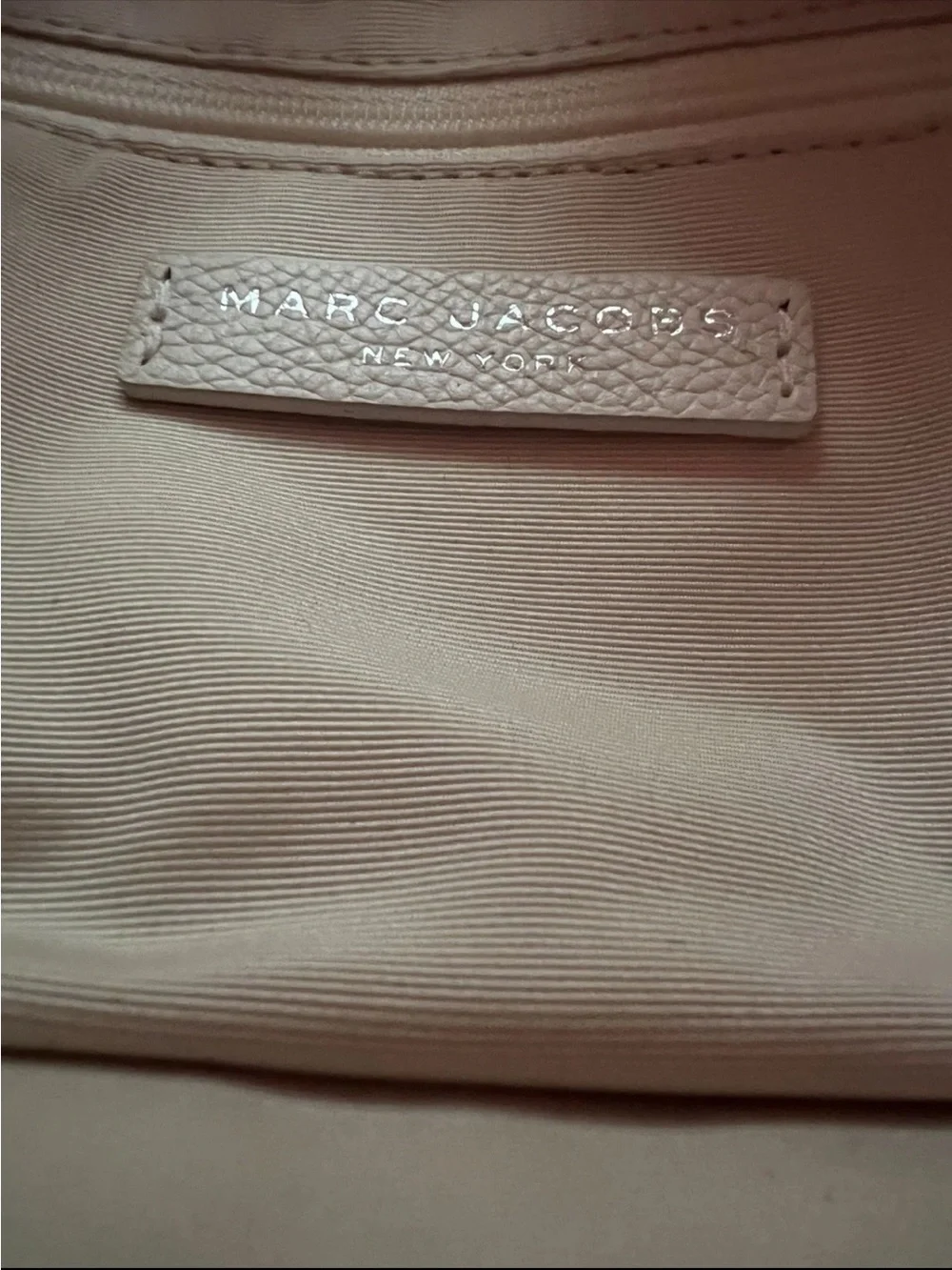 Marc Jacobs cruiser white Leather bag handbag silver zipper $495 small size